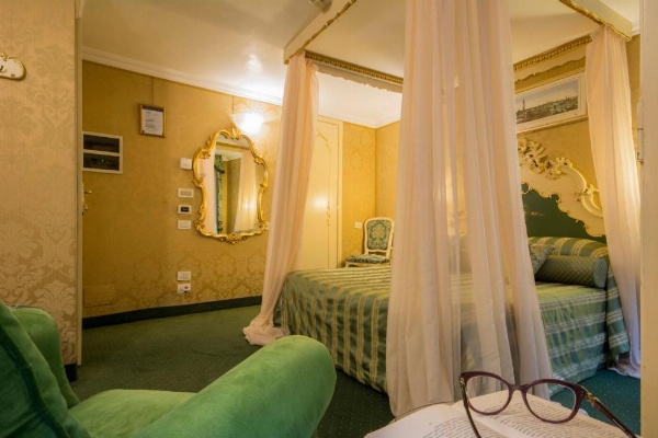 Hotel Becher image 19